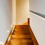 Duplex In Marques De Pombal Лісабон