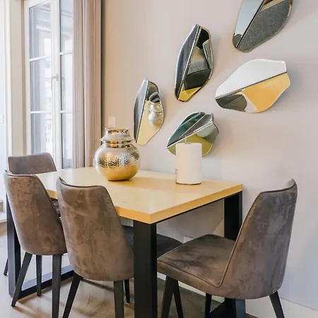 Duplex In Marques De Pombal Lisboa