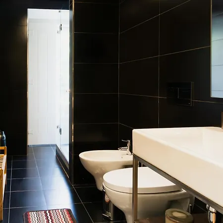 Apartment Duplex In Marques De Pombal Lisbon